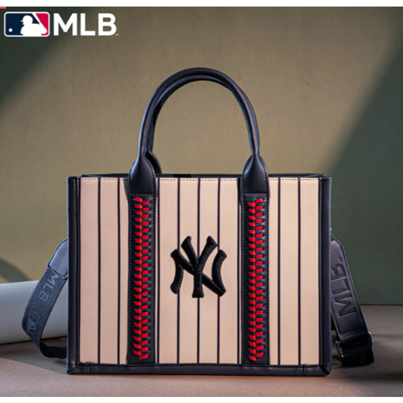 New York Yankees Tote Bag  - Same Day Delivery