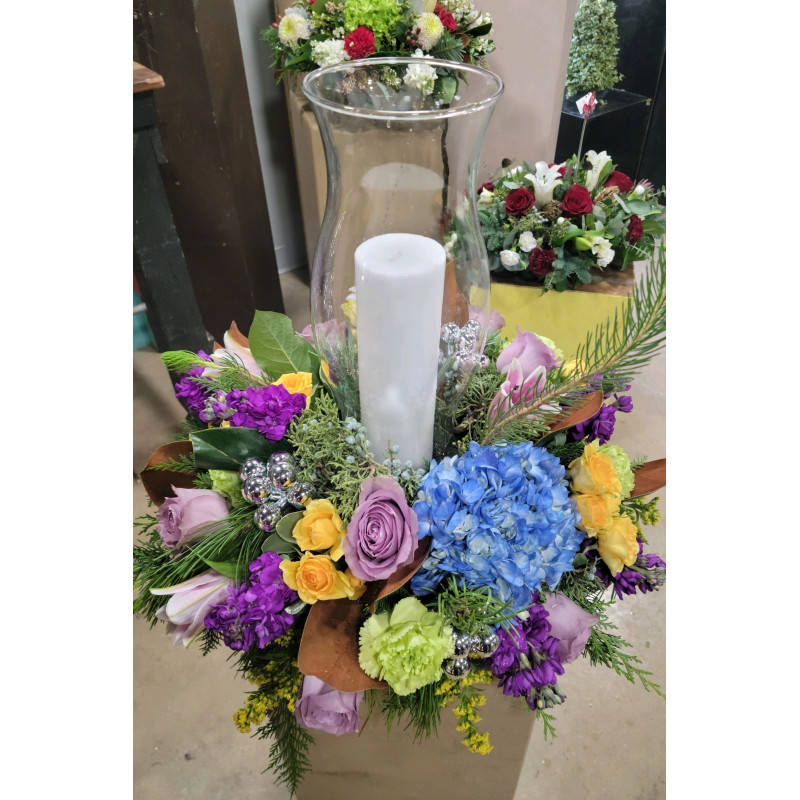 Hurricane Centerpiece Non-Traditional - Same Day Delivery